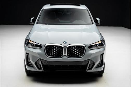 2022 BMW X4 xDrive30i