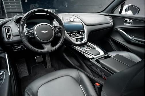 2021 Aston Martin DBX Base