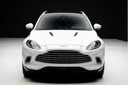 2021 Aston Martin DBX Base