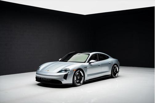 2024 Porsche Taycan GTS
