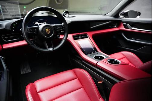 2021 Porsche Taycan Turbo S