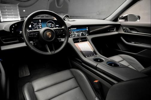 2022 Porsche Taycan Base