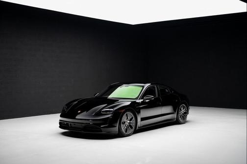 2022 Porsche Taycan Base