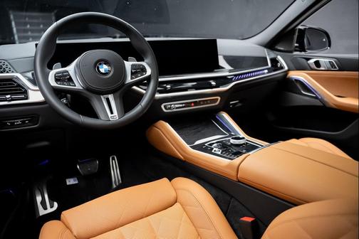 2025 BMW X6 M60i
