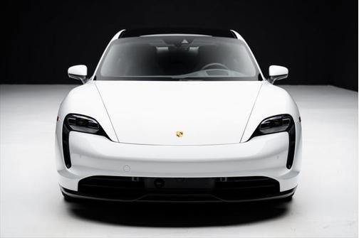 2022 Porsche Taycan Base