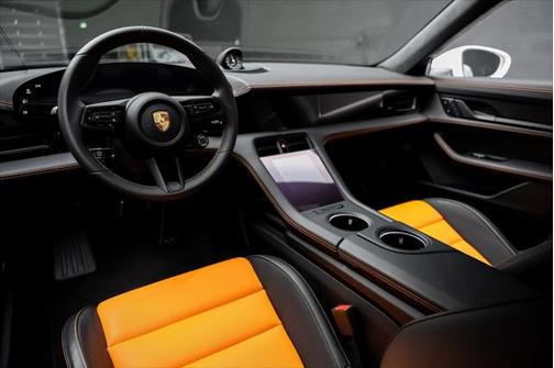 2024 Porsche Taycan Cross Turismo Turbo