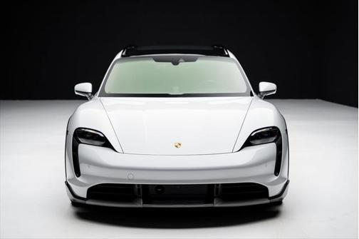 2024 Porsche Taycan Cross Turismo Turbo