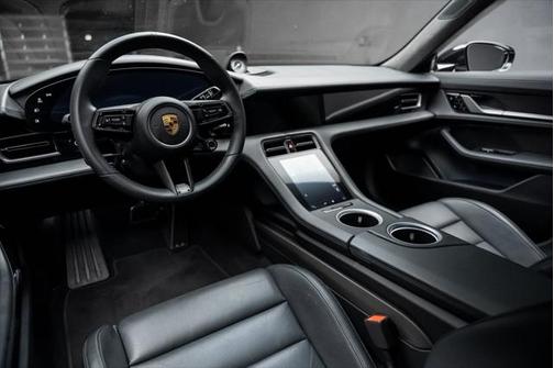 2021 Porsche Taycan Turbo
