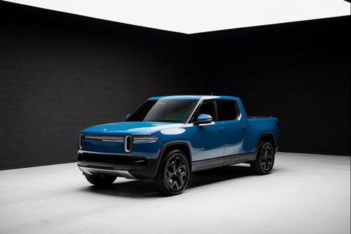 2025 Rivian R1T Adventure