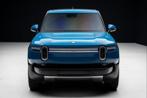 2025 Rivian R1T Adventure