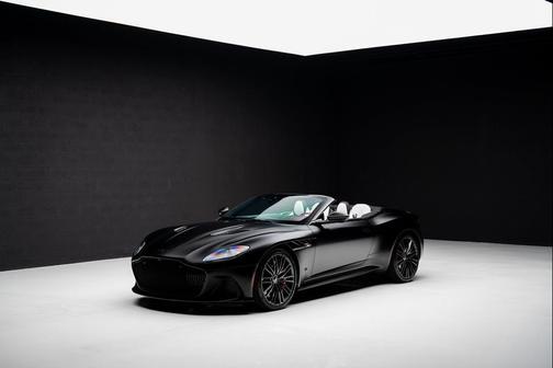 2023 Aston Martin DBS Volante