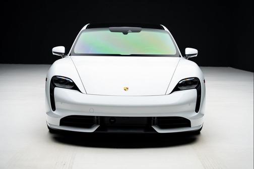 2021 Porsche Taycan Turbo