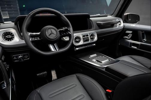 MANUFAKTUR Monza Grey Magno 2026 Mercedes-Benz G-Class G 550
