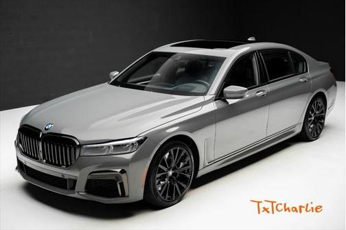 2022 BMW 740 i