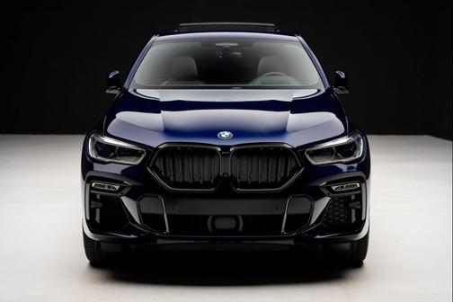 2021 BMW X6 M50i