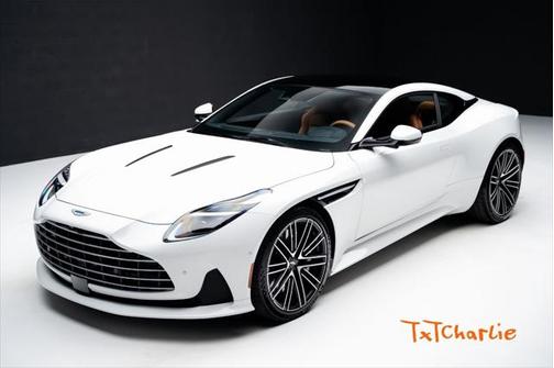 2024 Aston Martin DB12