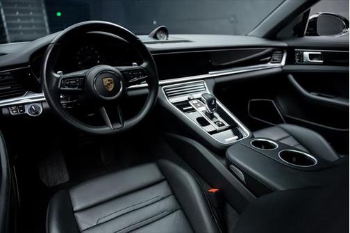 2021 Porsche Panamera