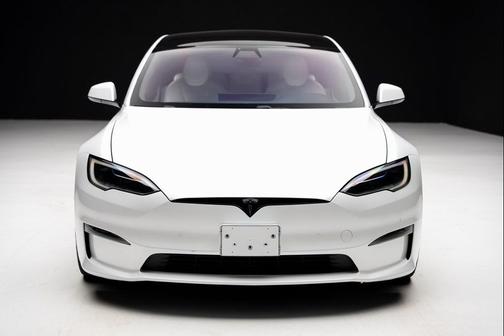 2022 Tesla Model S Plaid