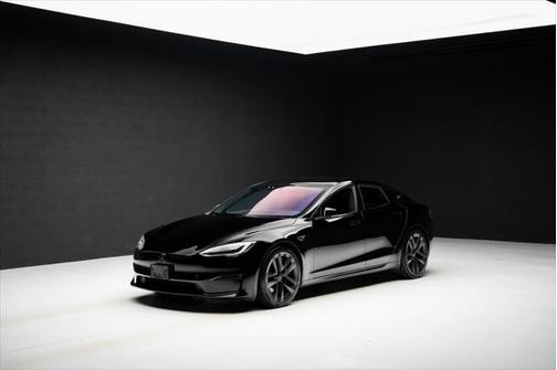 2022 Tesla Model S Plaid