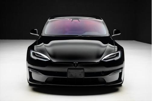 2022 Tesla Model S Plaid