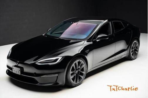 2022 Tesla Model S Plaid