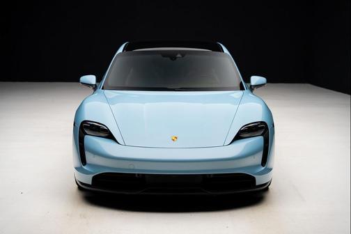 2023 Porsche Taycan 