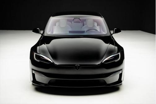 2023 Tesla Model S Plaid