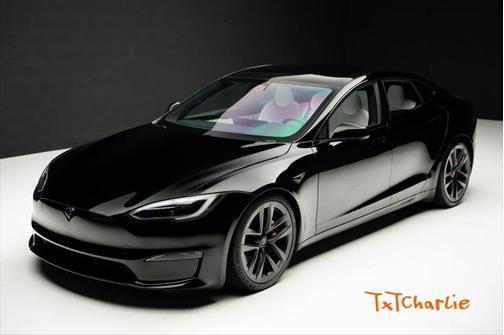 2023 Tesla Model S Plaid