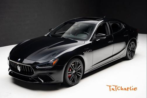 2022 Maserati Ghibli Modena Q4