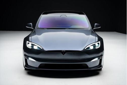 2022 Tesla Model S Plaid