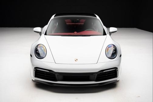 2020 Porsche 911 Carrera 4S