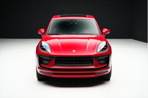 2022 Porsche Macan Base