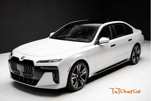 2023 BMW 740 i