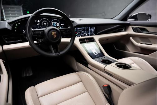 2022 Porsche Taycan 4S