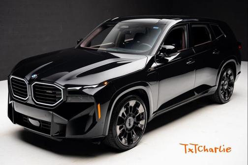 2023 BMW XM Base (A8)
