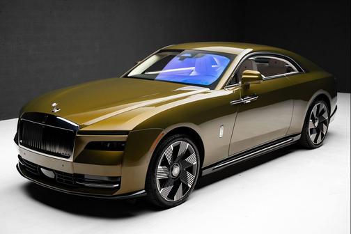 Chartreuse 2025 Rolls-Royce Spectre