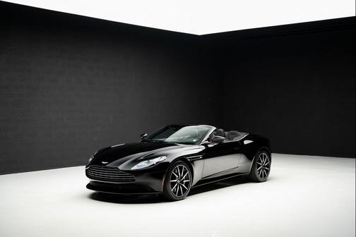 2022 Aston Martin DB11 Volante