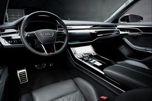 2022 Audi S8 4.0T