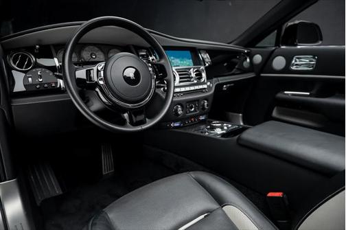 2019 Rolls-Royce Dawn Base