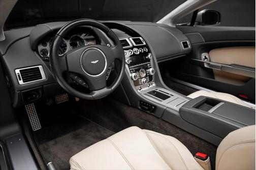 2015 Aston Martin V8 Vantage Base
