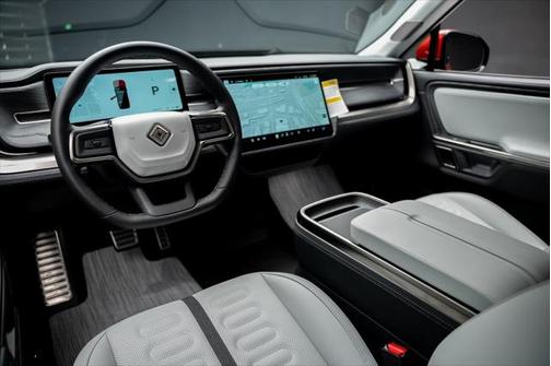 2024 Rivian R1S Adventure Quad Motor Large Pack