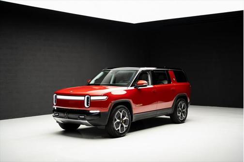2024 Rivian R1S Adventure Quad Motor Large Pack
