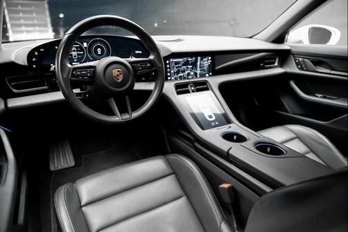 2022 Porsche Taycan Base