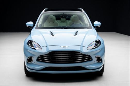 2023 Aston Martin DBX 