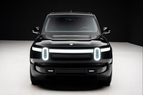 2023 Rivian R1T Adventure