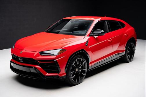 2022 Lamborghini Urus Graphite Capsule