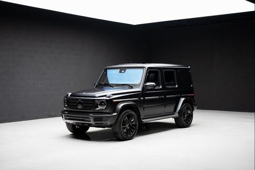 MANUFAKTUR Night Black Magno 2022 Mercedes-Benz G-Class 4MATIC