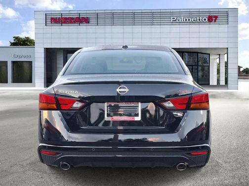 Black 2026 Nissan Altima 2.5 SR