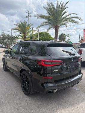 Black Sapphire Metallic 2023 BMW X5 xDrive40i