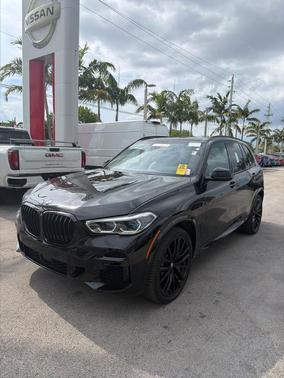 Black Sapphire Metallic 2023 BMW X5 xDrive40i